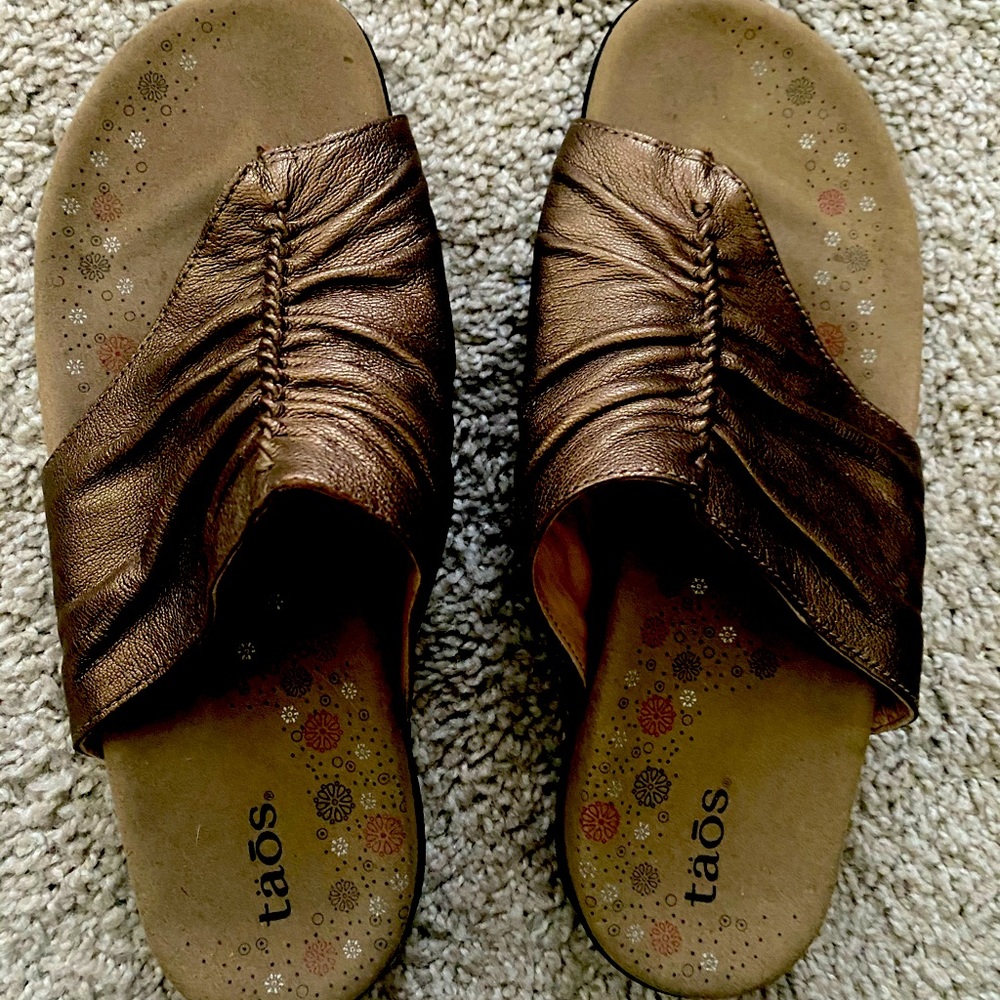Taos sandals